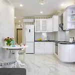 Apartmán красивая в центре одессы с балконом