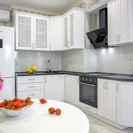 Apartment Стильная Квартира В Центре Одессы С Балконом Odesa