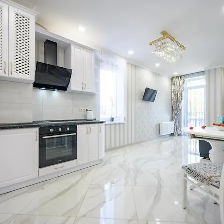 Apartment Стильная Квартира В Центре Одессы С Балконом Odesa