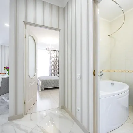 Apartment Стильная Квартира В Центре Одессы С Балконом