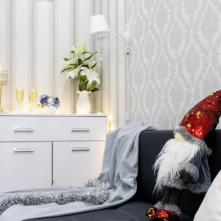 Appartement красивая в центре одессы с балконом Odessa