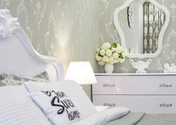 Appartement красивая в центре одессы с балконом *