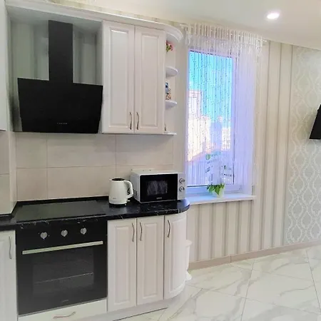 Apartment красивая в центре одессы с балконом *