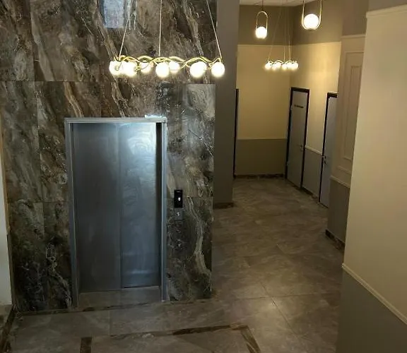 красивая в центре одессы с балконом Apartment