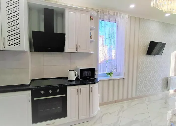 Apartment красивая в центре одессы с балконом *