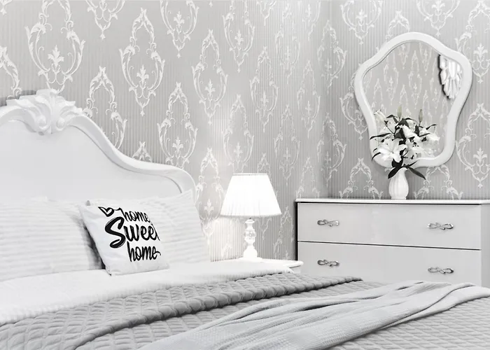 Apartment красивая в центре одессы с балконом Odessa